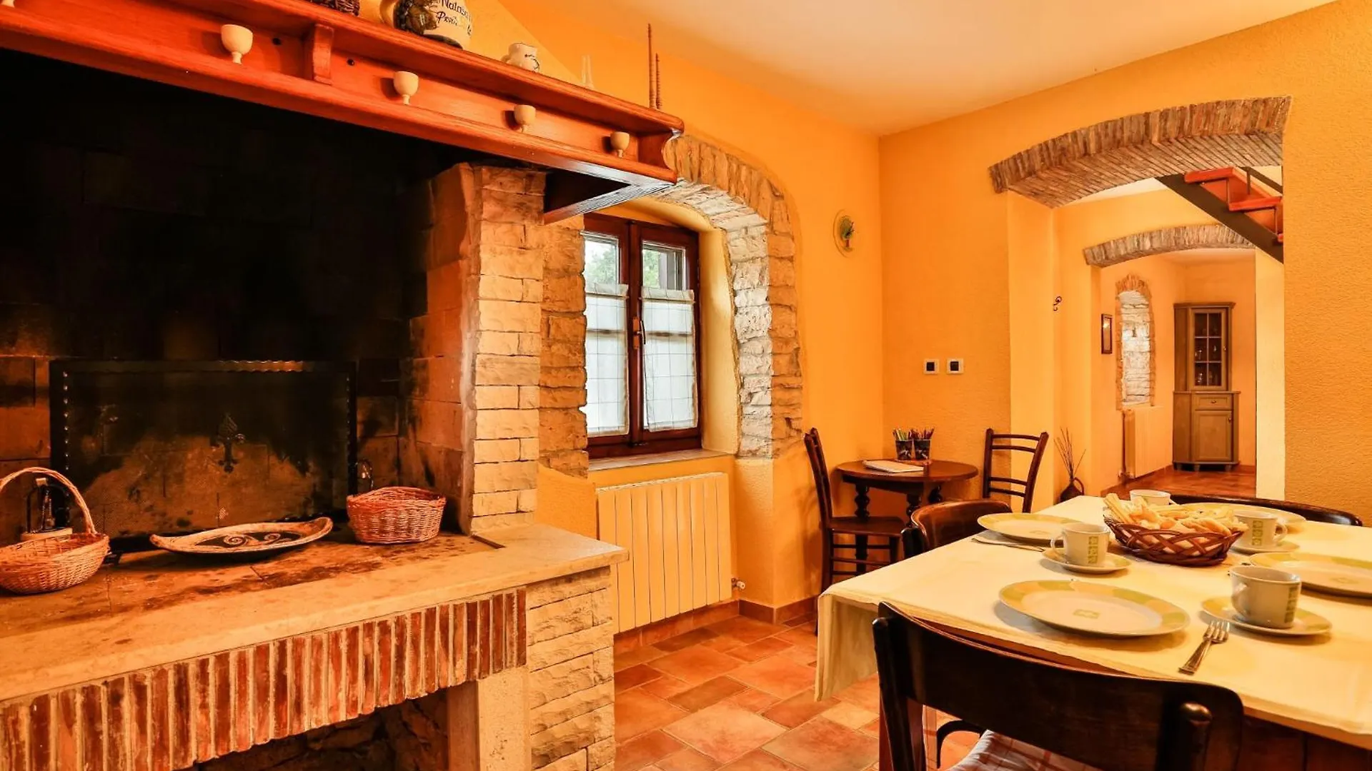 Family Friendly House With A Swimming Pool Sveti Kirin, Central Istria - Sredisnja Istra - 23761 Svetvincenat
